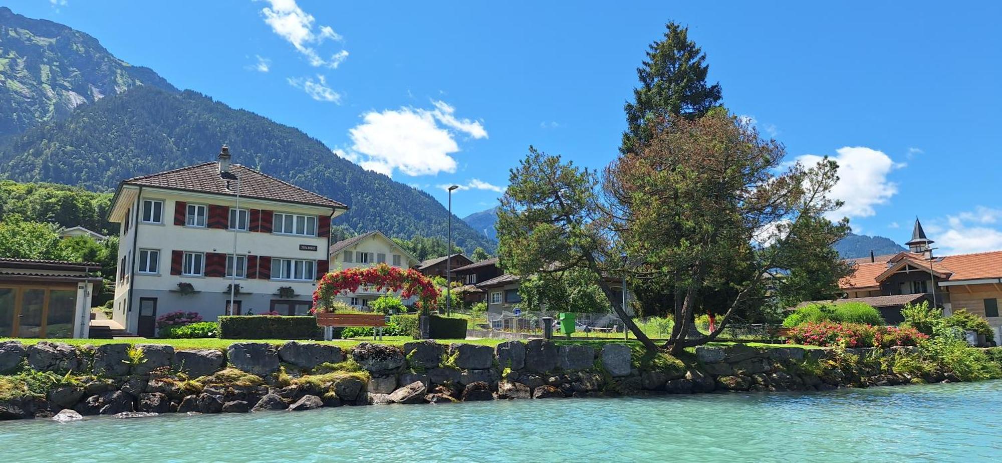 Lake House Bönigen Esterno foto